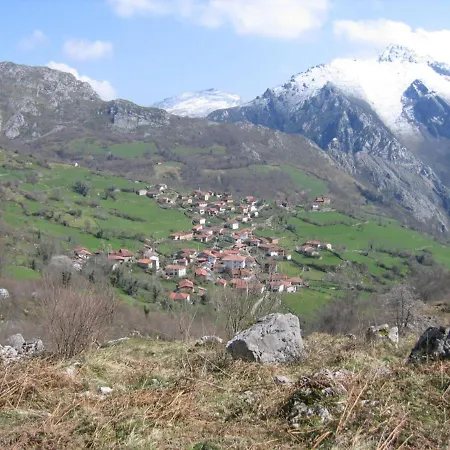 בית כפרי La Tanda Taranes